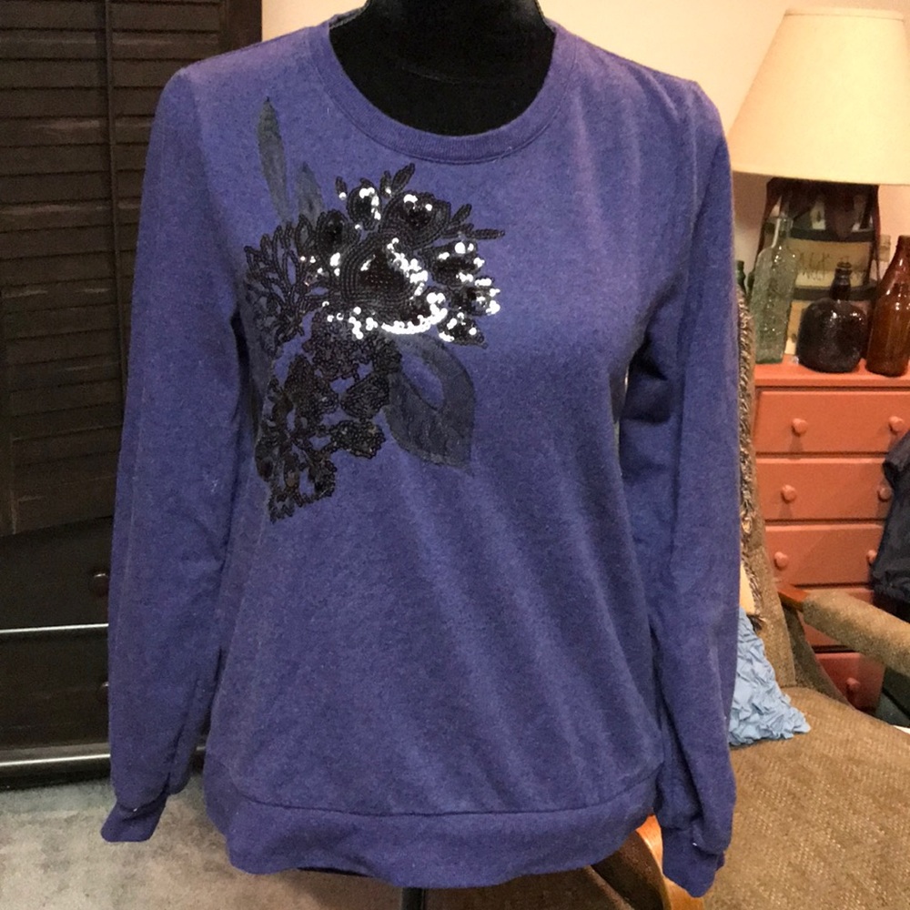 Medium Apt 9 floral sequined sweatshirt